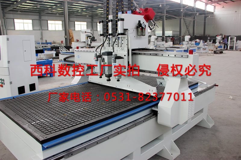 多功能數(shù)控開料機(jī)2 多功能數(shù)控開料機(jī)2